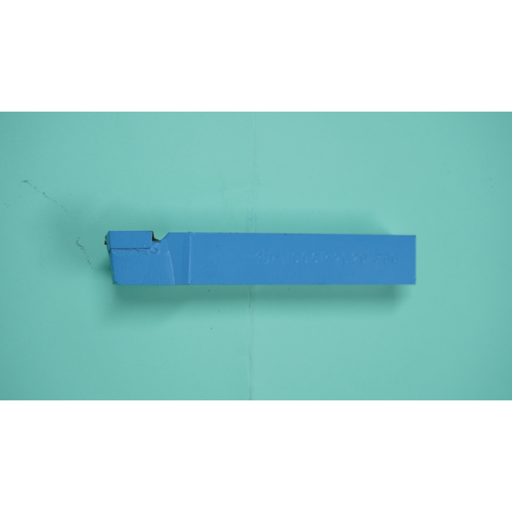 OUTIL A CHARIOTER 20X20 P30